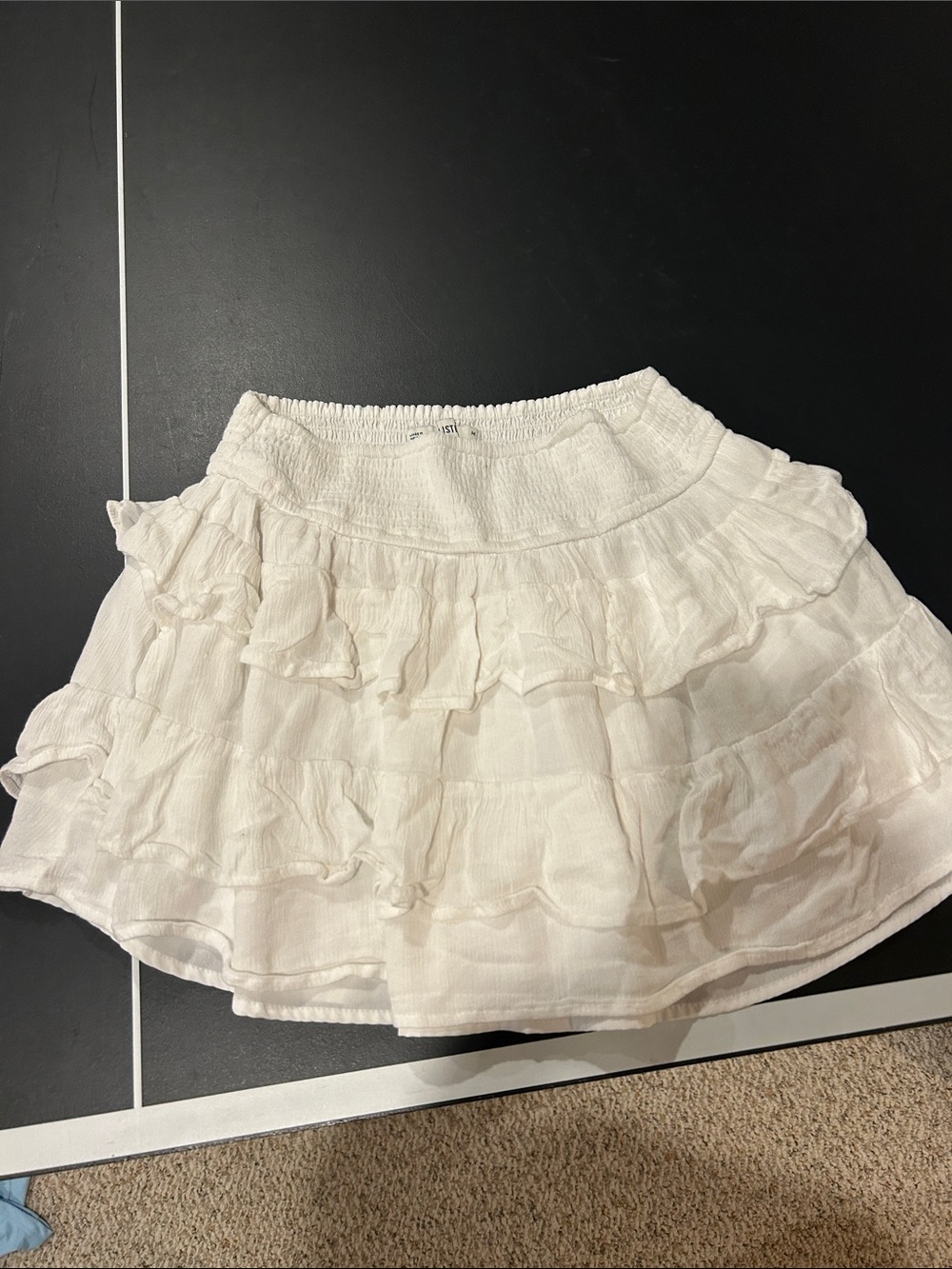 Hollister White Tiered Ruffle Skater Skirt sz M